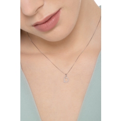 Collar con letra D de diamantes 2