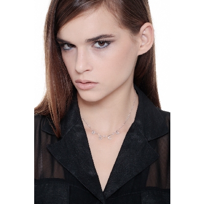 Collar en oro blanco 18k con la palabra ROCK de diamantes 