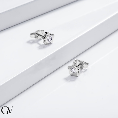 Pendientes estrella con diamantes Oro Blanco 18k