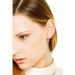Pendientes de oro blanco de 18k con amatistas talla corazón 2