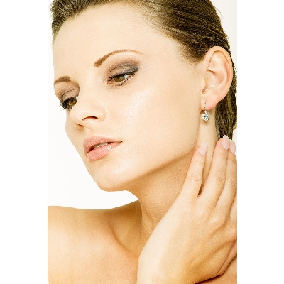 Pendientes oro blanco 18kt con corazones de aguamarina y diamantes 