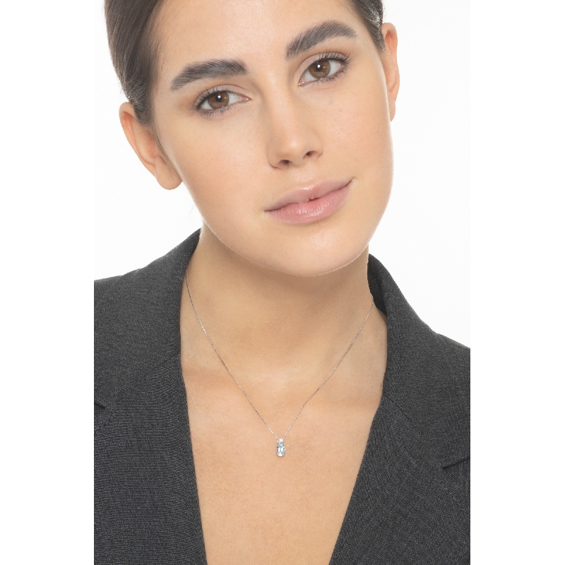 Collar en oro blanco 750 con aguamarina central y diamante
