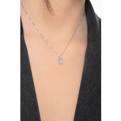 Collar en oro blanco con aguamarina ovalada y diamante 2