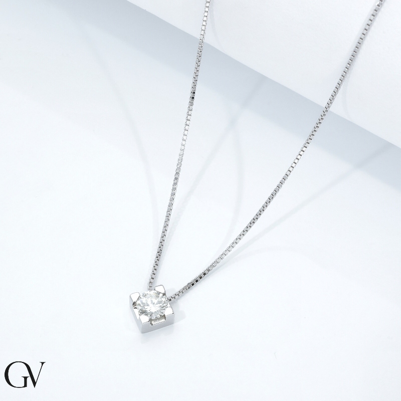 Collar con diamante de corte brillante 0,70 ct or 750 Collar con diamante de corte brillante 0,70 ct or 750