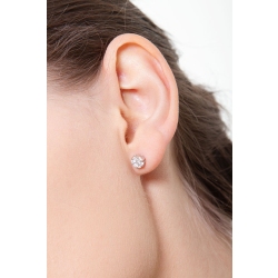 Pendientes flor en oro blanco 18k con diamantes ct. 0,50 2