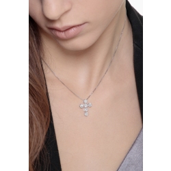 Collar con colgante de cruz en oro blanco 18 quilates  2