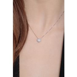 Collar de oro blanco de 18 kilates con colgante de corazón pavé de diamantes 2