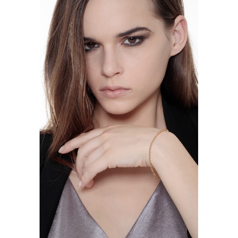 Pulsera en oro amarillo 18k con una longitud de 19 cm