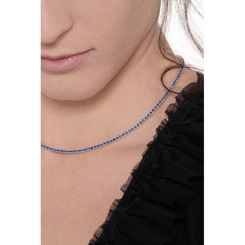 Collar rivière de oro blanco de 18K con zafiros azules Collar rivière de oro blanco de 18K con zafiros azules