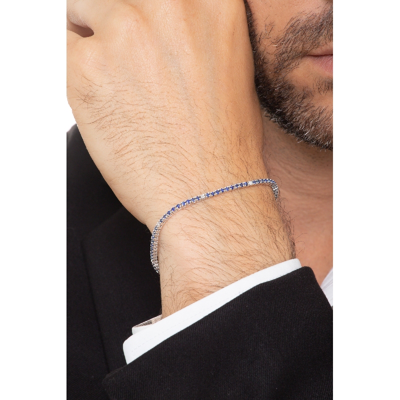 Pulsera Tennis en oro blanco de 18k con zafiros azules y diamantes Pulsera Tennis en oro blanco de 18k con zafiros azules y diamantes