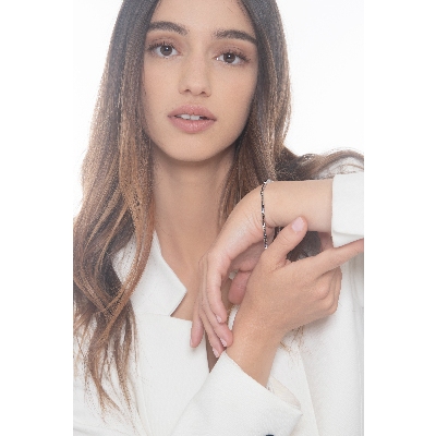 Pulsera tennis en oro blanco 18k con diamantes negros