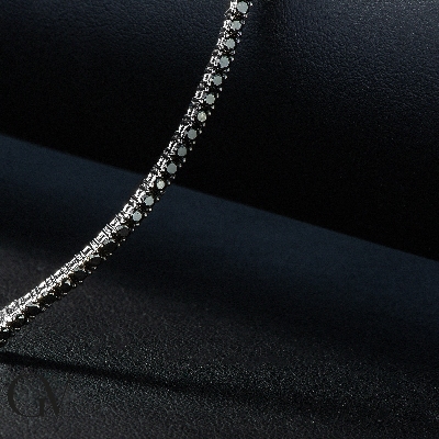 Pulsera Tennis en Oro Blanco 18k y Diamantes Negros