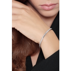 Brazalete rígido en oro blanco 18K con diamantes 2
