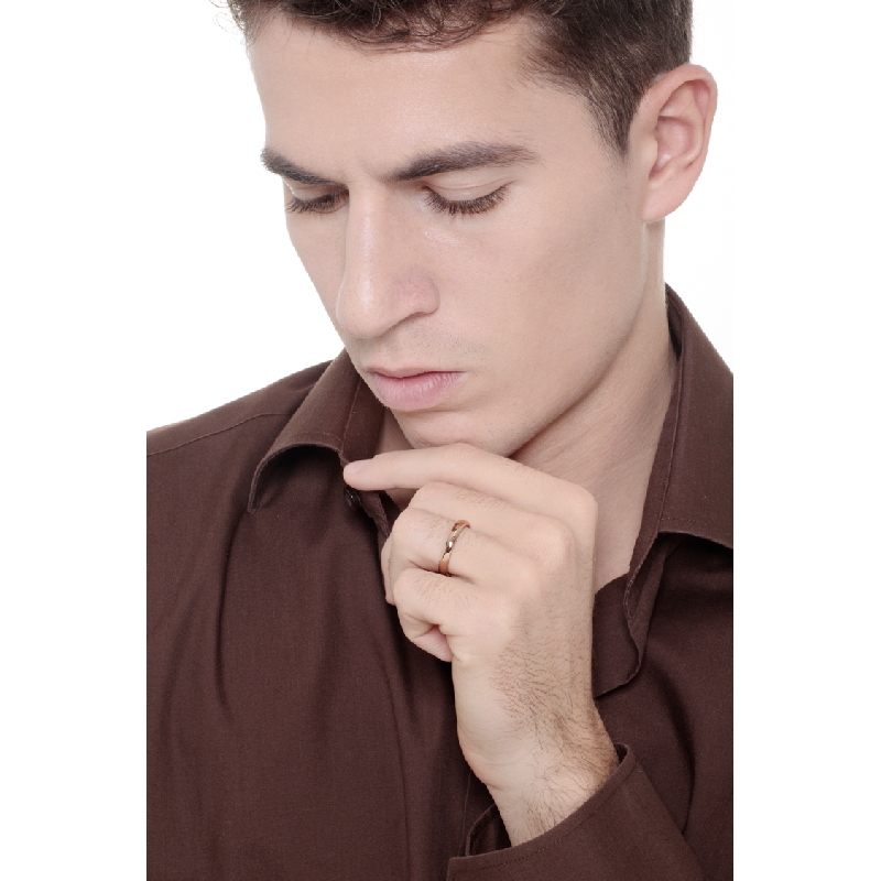 Alianza Unoaerre realizada en oro rosa de 750