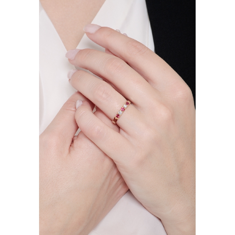 Anillo Eternity 5 Piedras Oro Amarillo 18k Diamantes y Rubíes