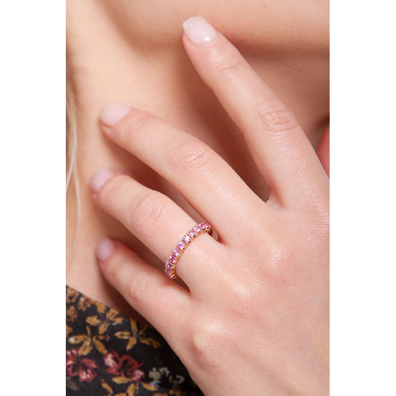 Anillo Eternity en oro rosa 18 quilates con zafiros rosas Anillo Eternity en oro rosa 18 quilates con zafiros rosas