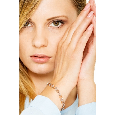 Pulsera oro blanco y rosa de 18k forma redonda con diamantes