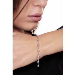 Pulsera en Oro Blanco 18k con bolitas diamantadas de 19 cm 2