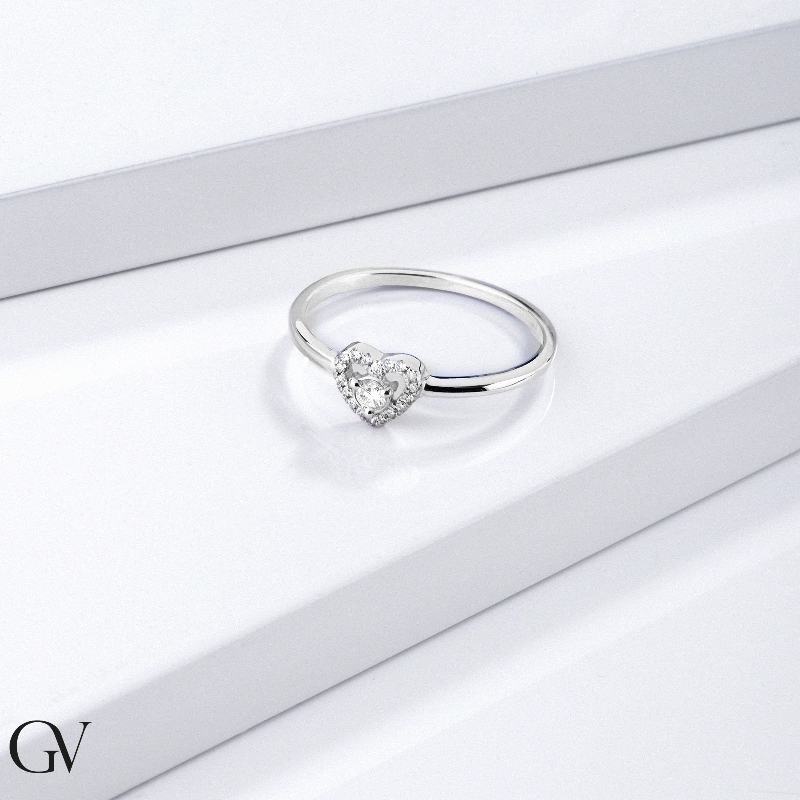 Anillo corazón en oro blanco con diamante Anillo corazón en oro blanco con diamante