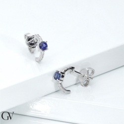Pendientes de oro blanco 18k con zafiros azules y diamantes  2