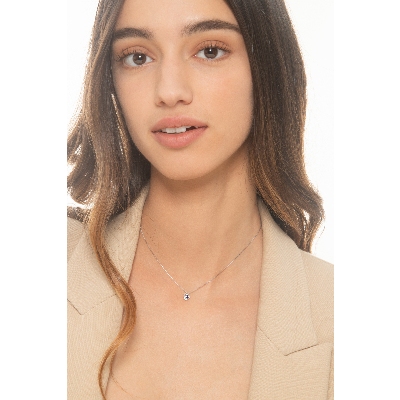 Collar oro blanco 18k corazón zafiro y diamantes