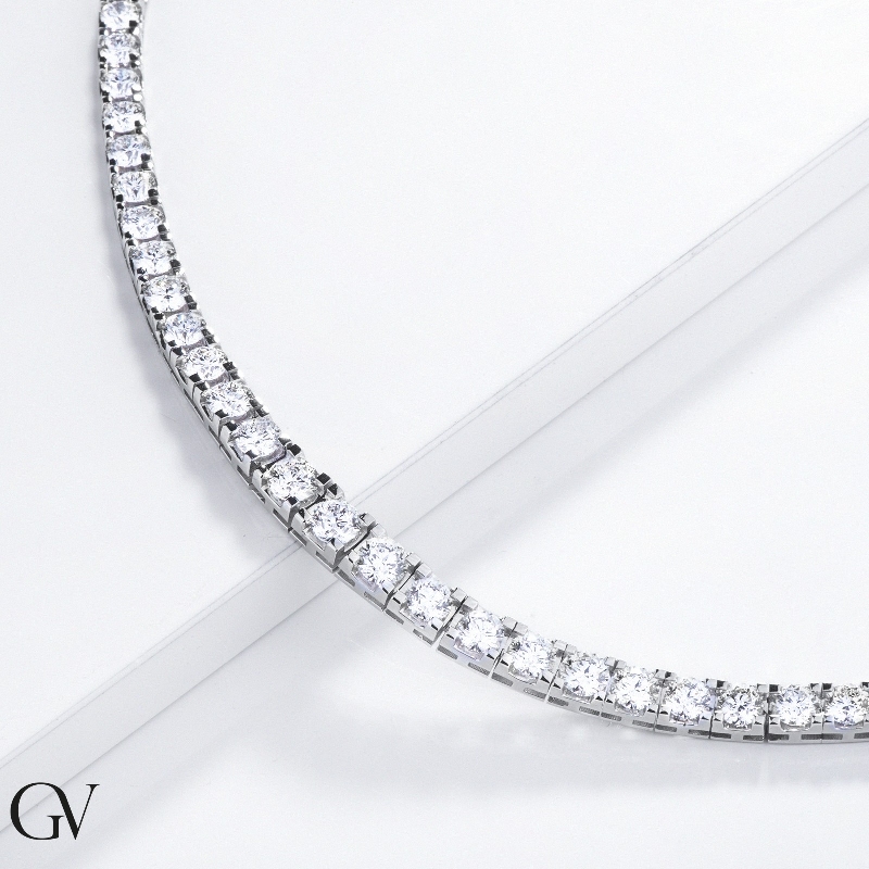 Collar tennis degradado en oro blanco 18k con diamantes 18,12 ct