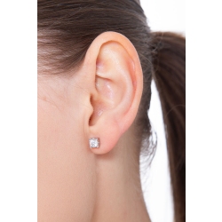 Pendientes solitarios con diamantes cuadrados 0.80 ct en oro blanco 18 quilates  2