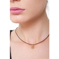 Colgante flor abombada en oro amarillo 18k 2
