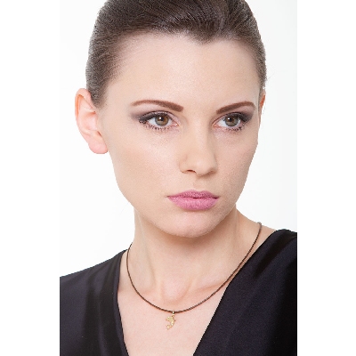 Colgante delfín en oro amarillo 18k, 1 cm