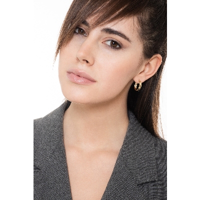 Pendientes circulares de caña plana en oro amarillo 18k