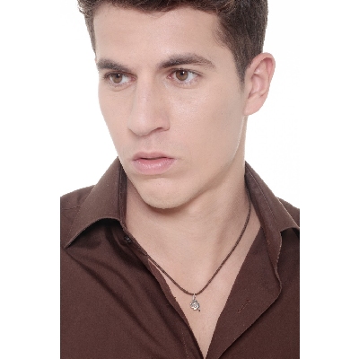 Colgante Oro Blanco 18k con forma de trébol