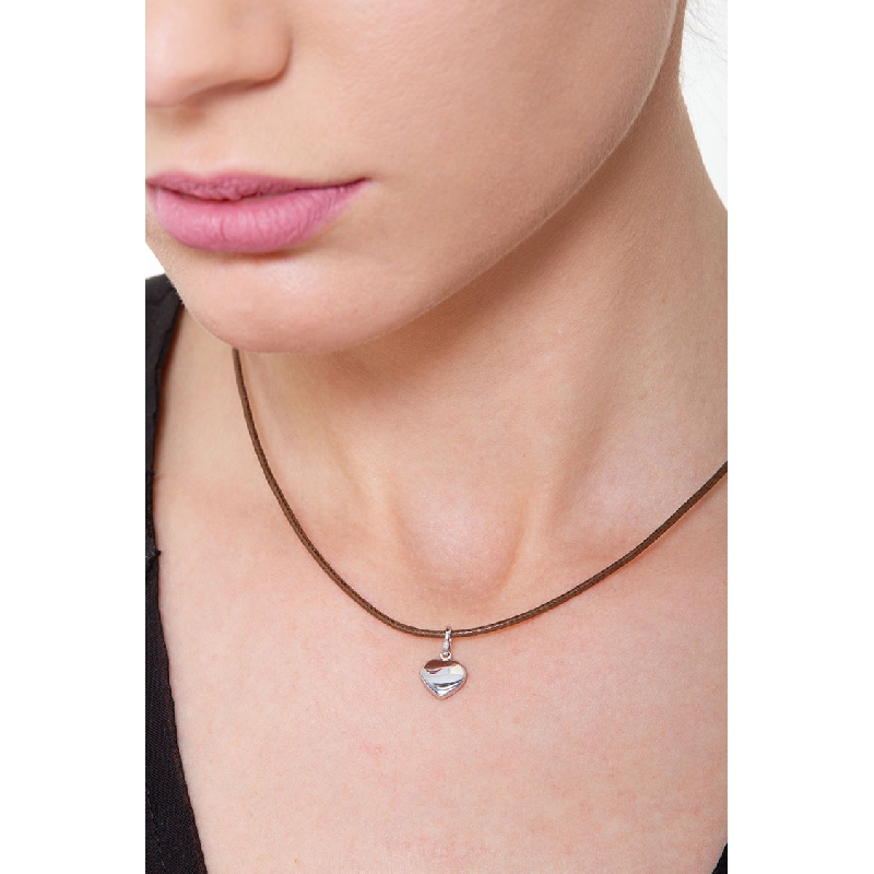 Colgante corazón en oro blanco de 18K Colgante corazón en oro blanco de 18K