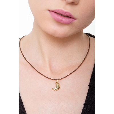 Colgante luna en oro amarillo de 18 quilates diamantado