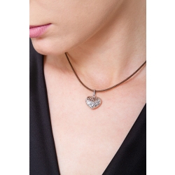 Colgante corazón en oro blanco diamantado 18K 2