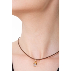 Colgante niño en oro amarillo 18k con pavé de zirconitas 2