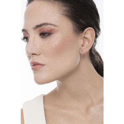 Aros en oro blanco de 18 quilates 