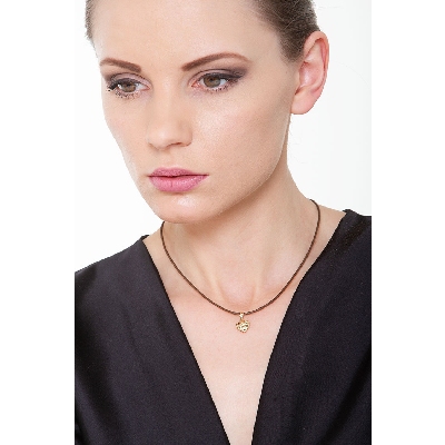 Colgante corazón diamantado en oro amarillo 18k