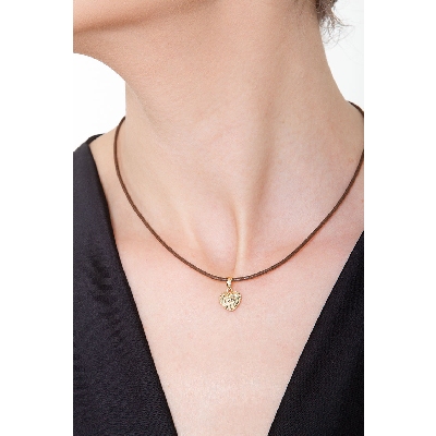 Colgante corazón diamantado en oro amarillo 18k