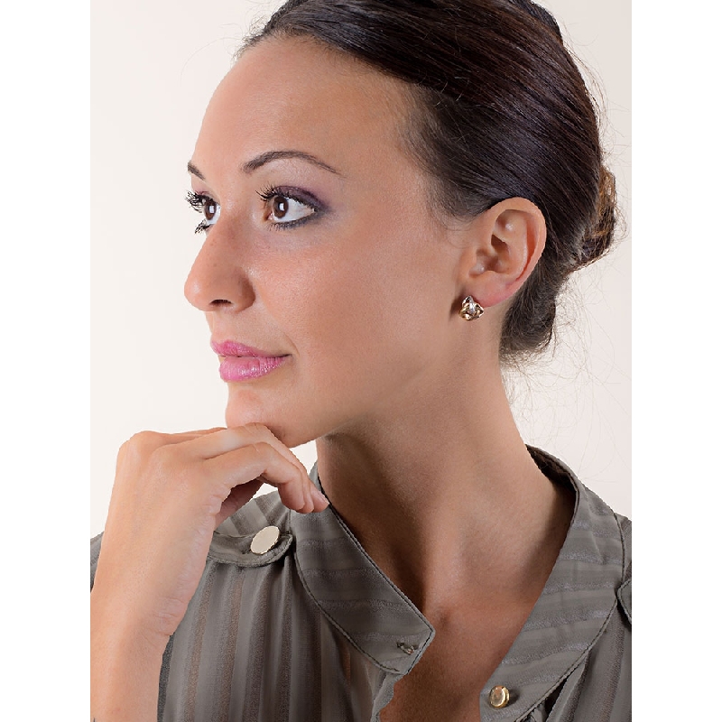 Pendientes trenzados en oro amarillo, blanco y rosa de 18k