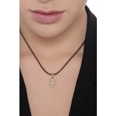 Colgante niña en oro rosa con pavé de circonitas